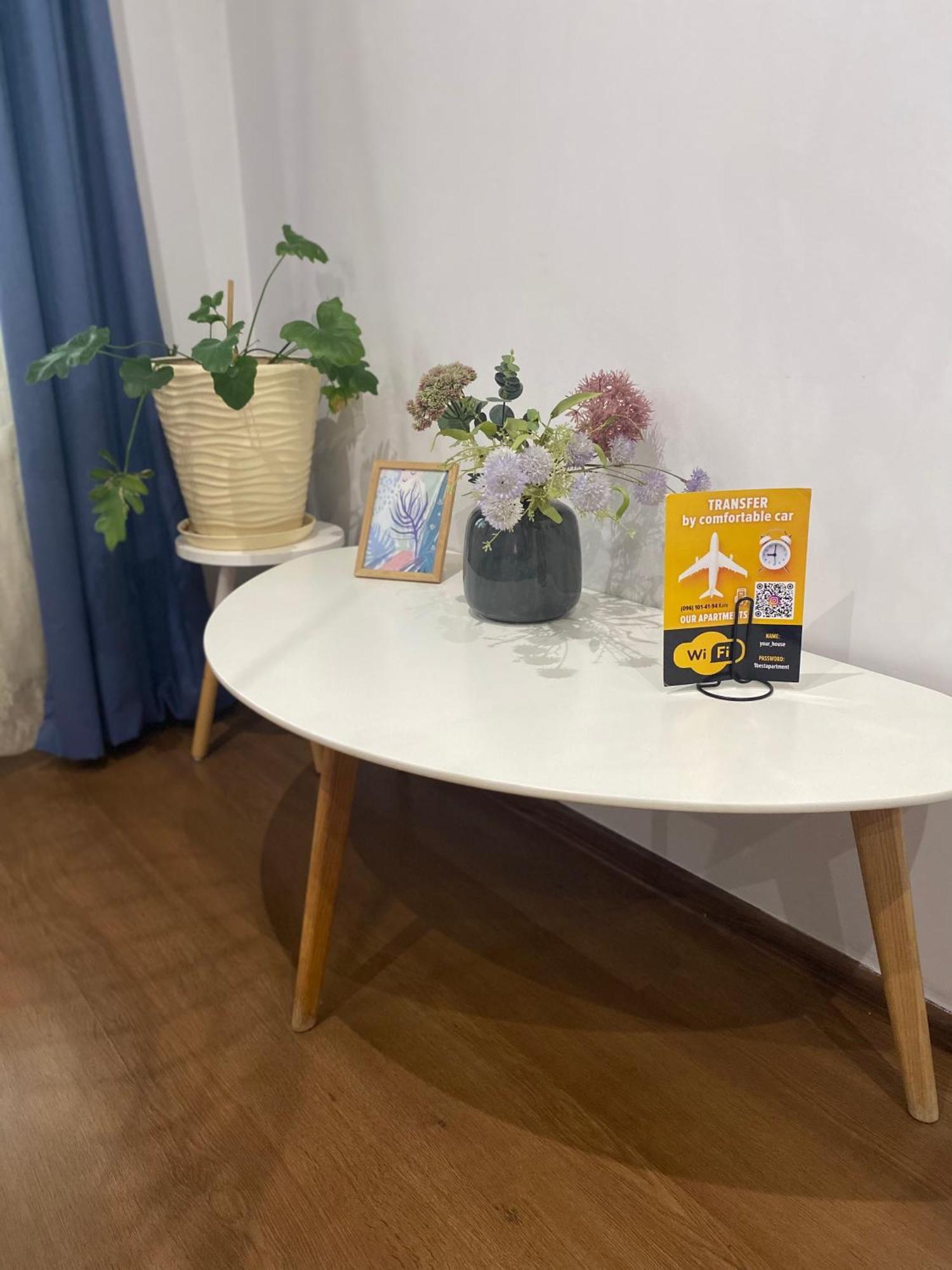 Art Apartment Житомир Екстериор снимка
